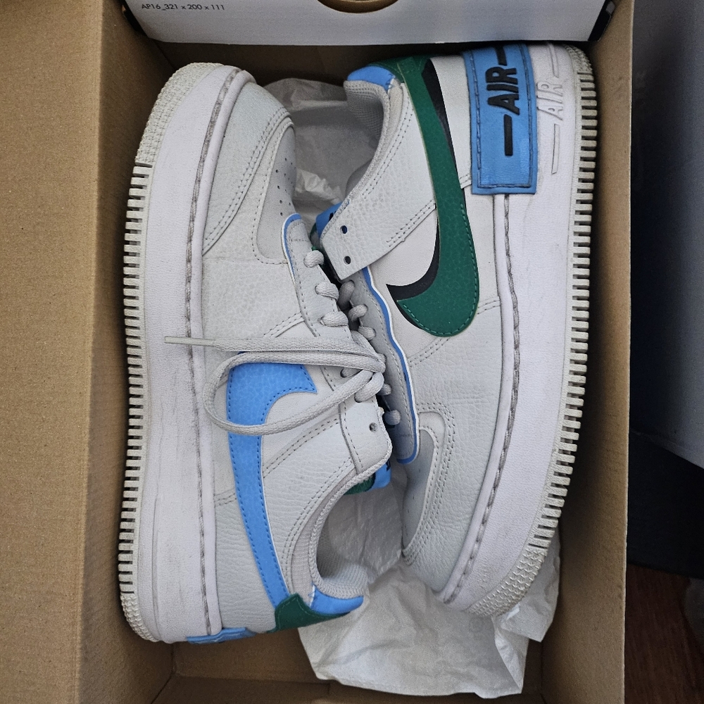 Nike Limited Edition Womens White Blue and Green Sneakers